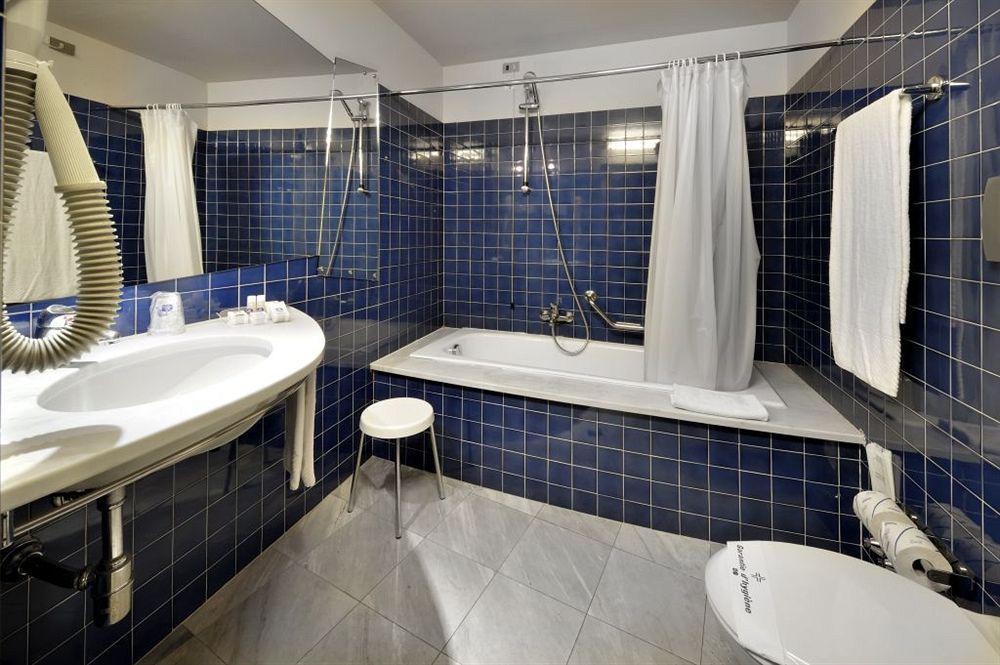 Best Western Hotel City Turin Room photo